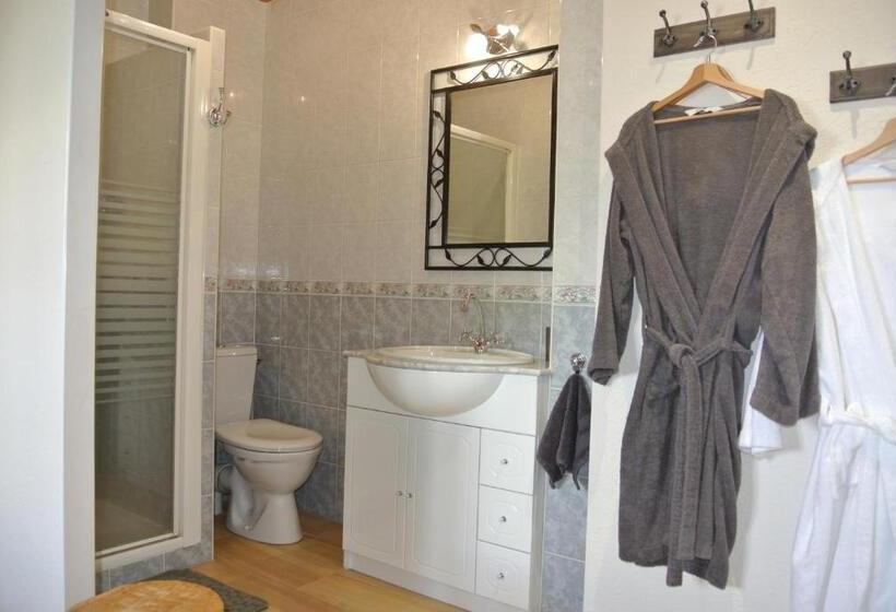 スタンダードルーム, Chez Michel Et Josette