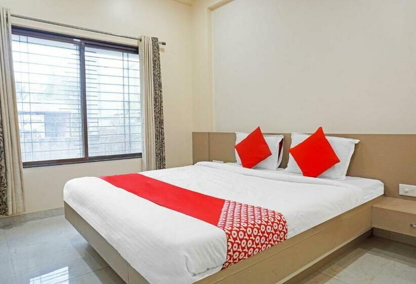 חדר קלאסי לשלושה, Flagship 84218  Bankar House