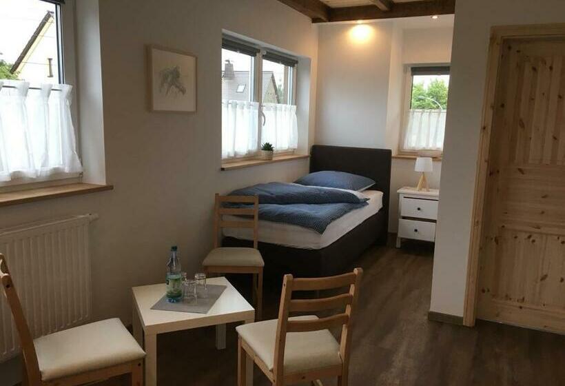 スタンダードトリプルルーム, Gut Fischer