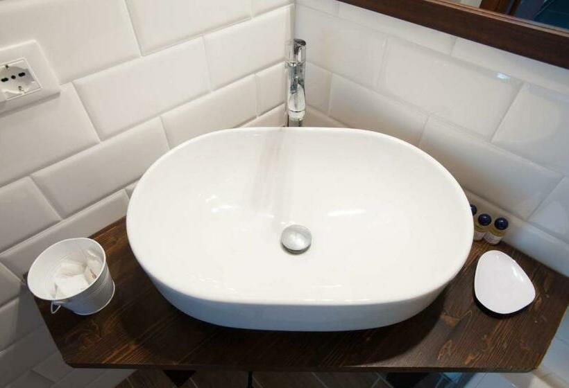 标准三人间, Masseria Agriturismo Moschella