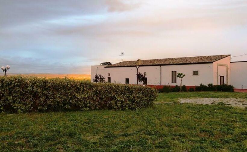 غرفة كومفورت ثلاثية, Masseria Agriturismo Moschella