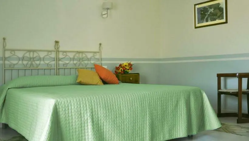 身障者適用キングサイズベッドルーム, Masseria Agriturismo Moschella