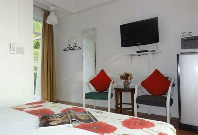 带特大床的标准间, Chomdao Baan Manisa