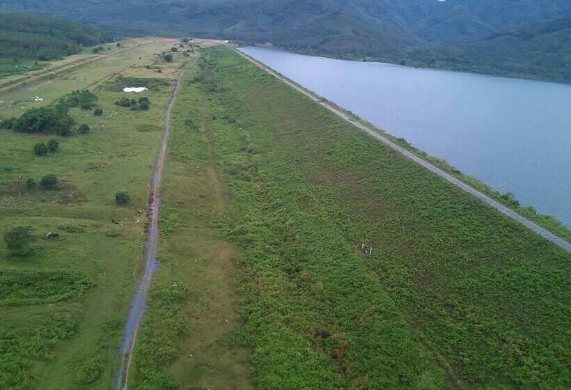 带特大床的标准间, Chomdao Baan Manisa