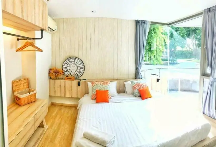 ファミリールーム, บ้านแสนคราม