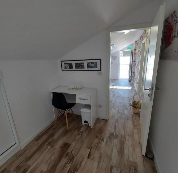 اتاق خانوادگی, Kevin&jessica Rooms