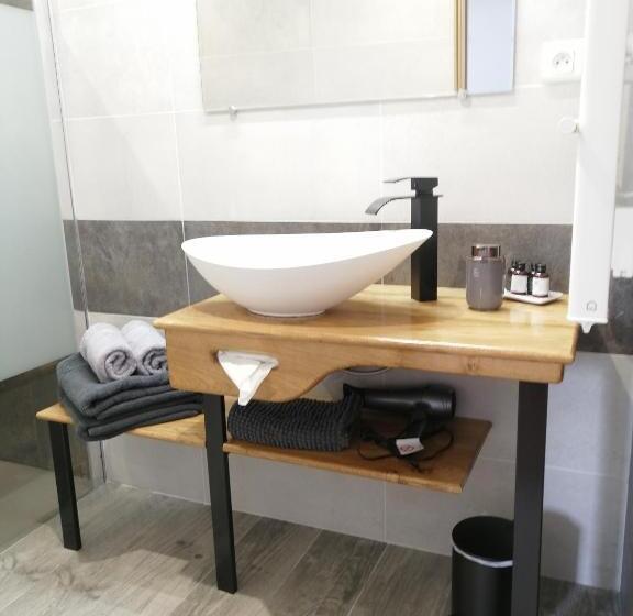 スタンダードルーム, Au Repos De La Licorne