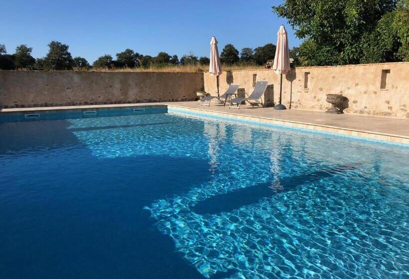 غرفة ديلوكس عائلية, Chateau Mareuil