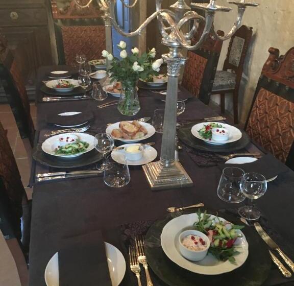 غرفة ديلوكس ثلاثية, Chateau Mareuil