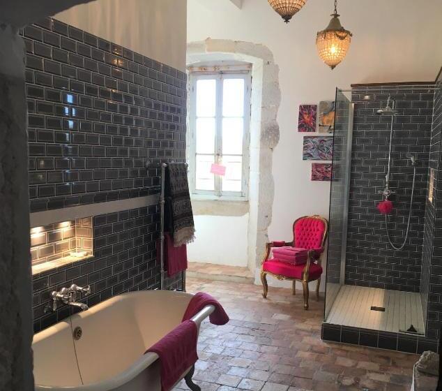 غرفة ديلوكس ثلاثية, Chateau Mareuil