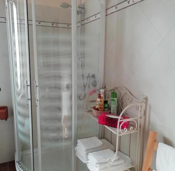 חדר סטנדרט, Cit Ni