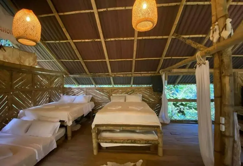 ファミリールーム, Ecocabaña Pocahontas En Rio Santo Domingo, Melcocho