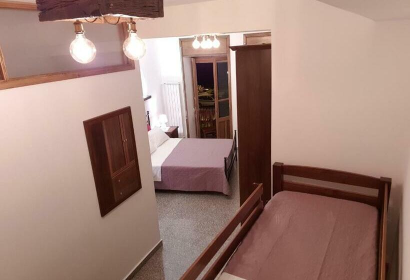 חדר סטנדרט עם מרפסת, Il Covo Dei Re