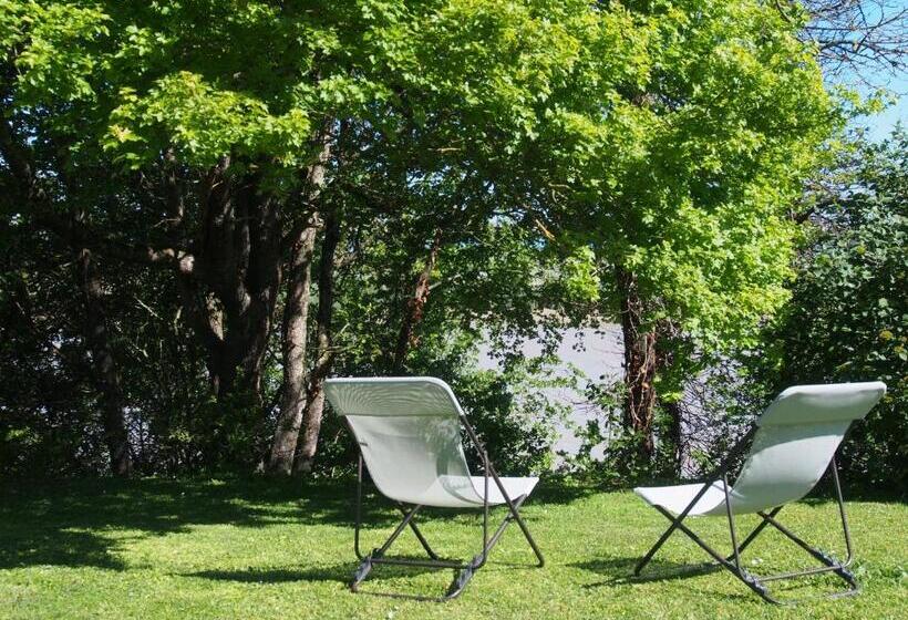 ファミリールーム, La Charentine