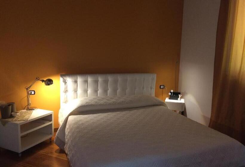 غرفة ديلوكس, Vieniacasaccadia