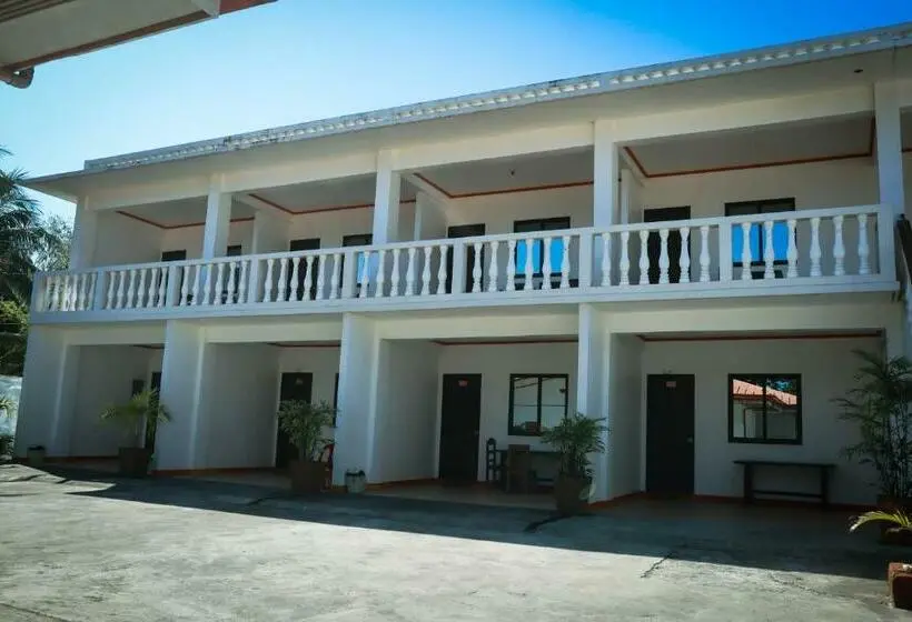 エコノミールーム, Cris Del Mar Resort