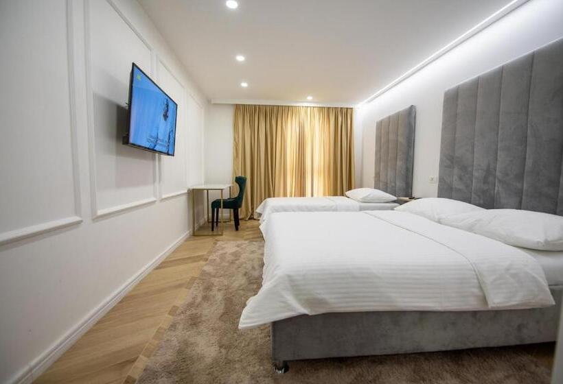 اتاق استاندارد, In