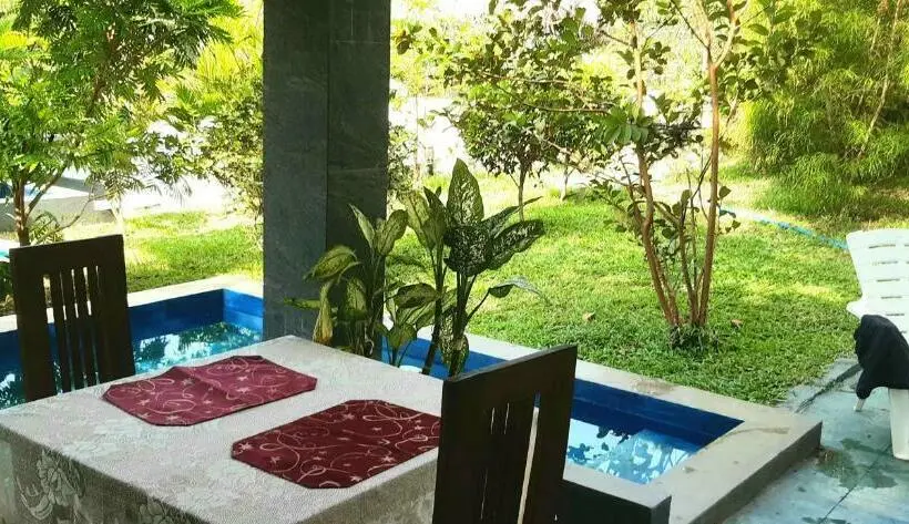 デラックスルーム, Hidden Lake Cottages Sigiriya