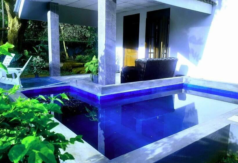 Номер Deluxe, Hidden Lake Cottages Sigiriya