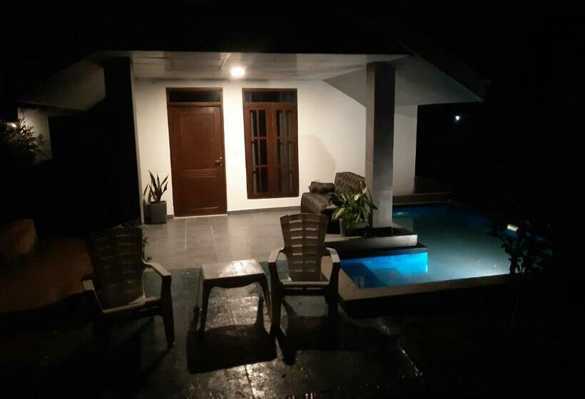 Номер Deluxe, Hidden Lake Cottages Sigiriya