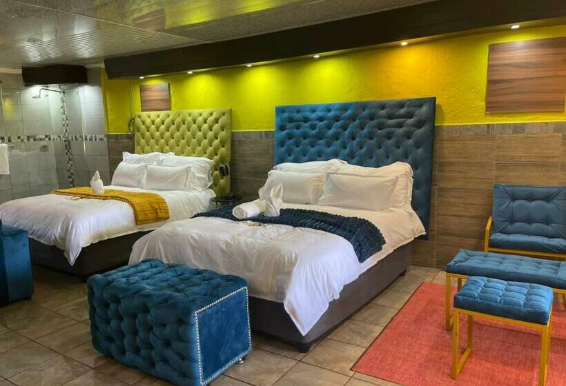 חדר סטנדרט לארבעה, Ko Khoneng Guest House