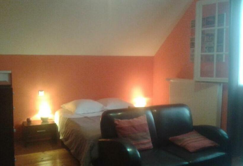 غرفة قياسية حمام مشترك, Maison Fleurie