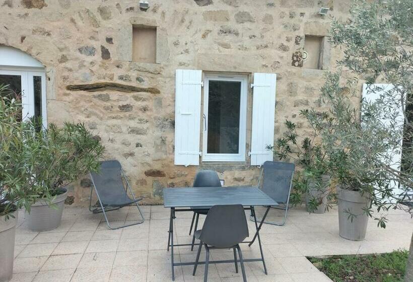 スタンダードルーム, Ombre Bleue Du Figuier, Ailhon