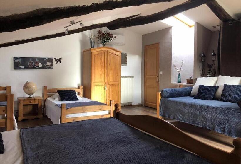 ファミリールーム, Ombre Bleue Du Figuier, Ailhon