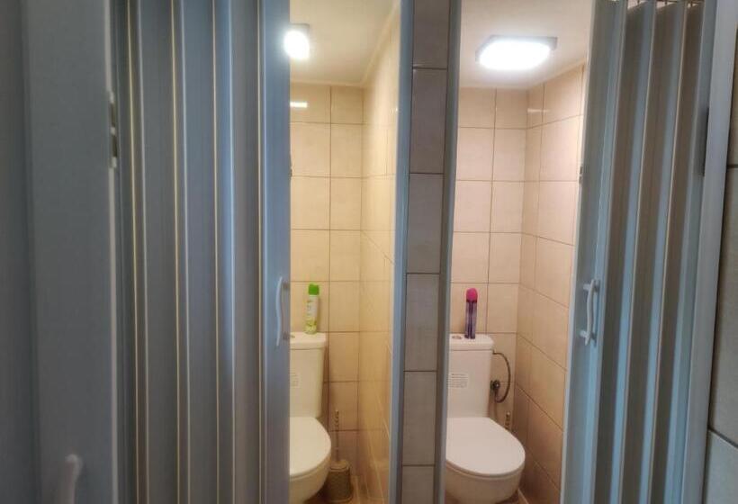 غرفة قياسية مزوَّدة بشُرفة, Vitajte V Ivachnovej 145