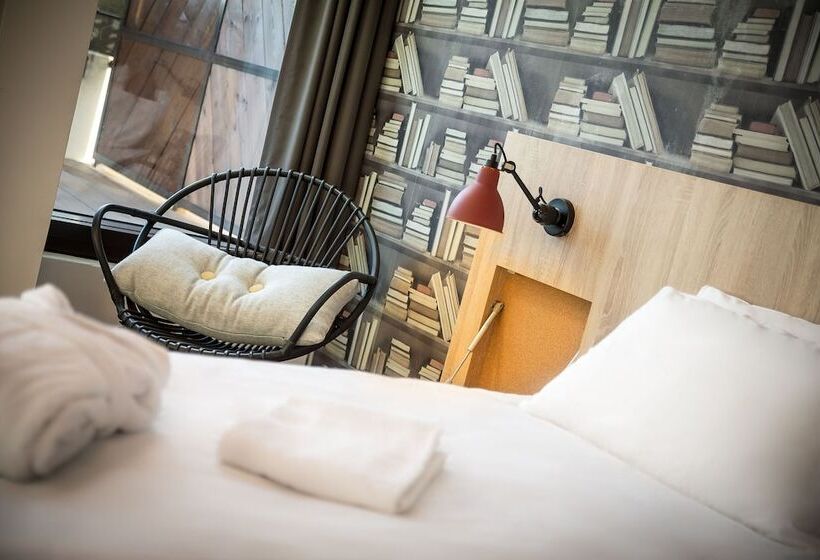 デラックススタジオ, Generator Paris