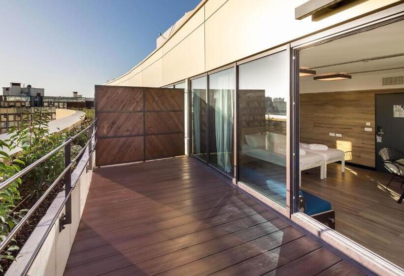 デラックススタジオ, Generator Paris