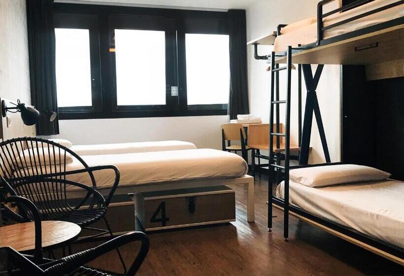 スタンダードルーム, Generator Paris