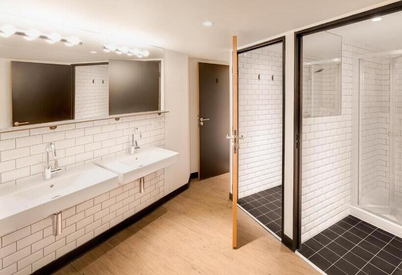 ルームシェアのワンベッド, Generator Paris