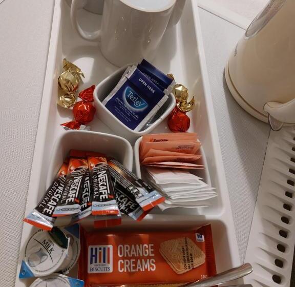 חדר סטנדרט יחיד, Lynbar