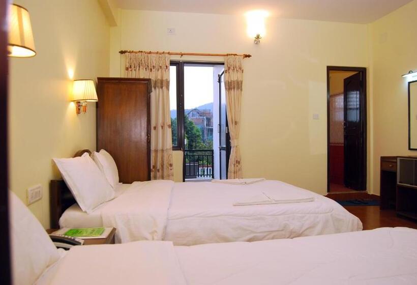 Deluxe Triple Room, Butterfly Lodge