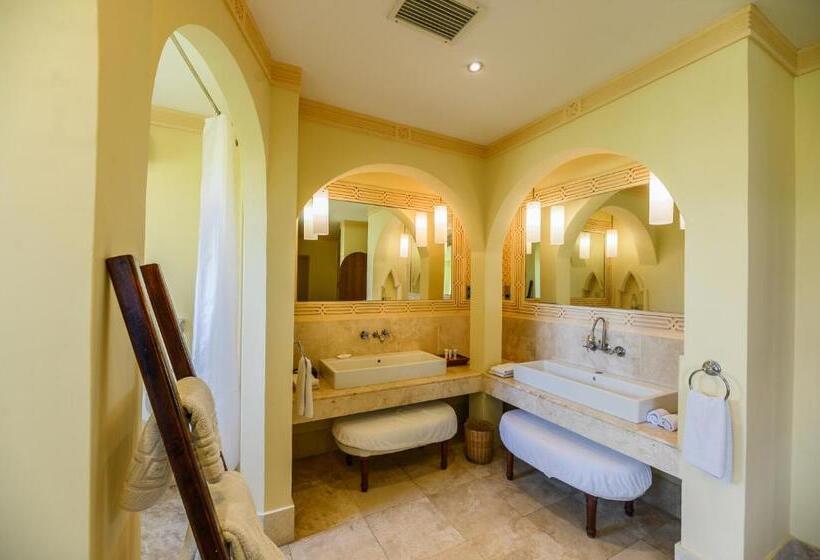 اتاق سوپریور, Cocoa Boutique Hotel   Your Kenyan Beachfront Bliss