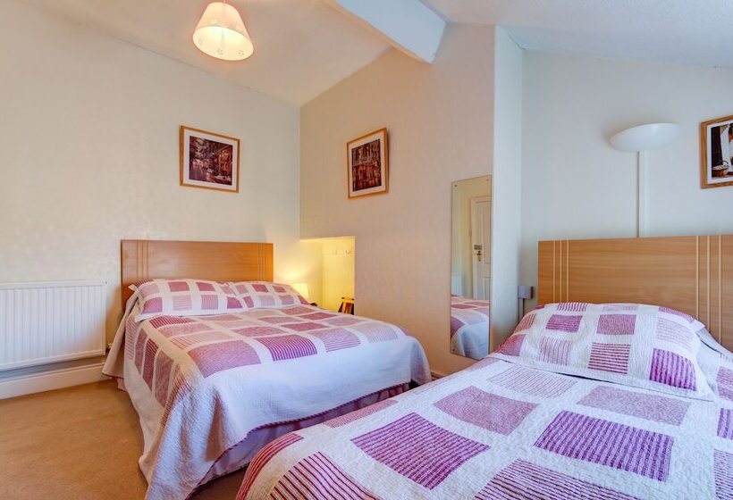 חדר משפחתי, Dolphin Guesthouse