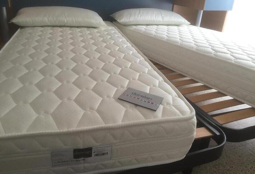 Quarto Triplo Estandar, Emma