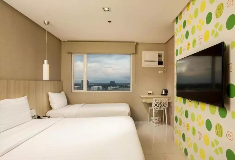 Standard Yhden Hengen Huone, Injap Tower