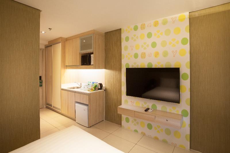 Quarto Estandar, Injap Tower