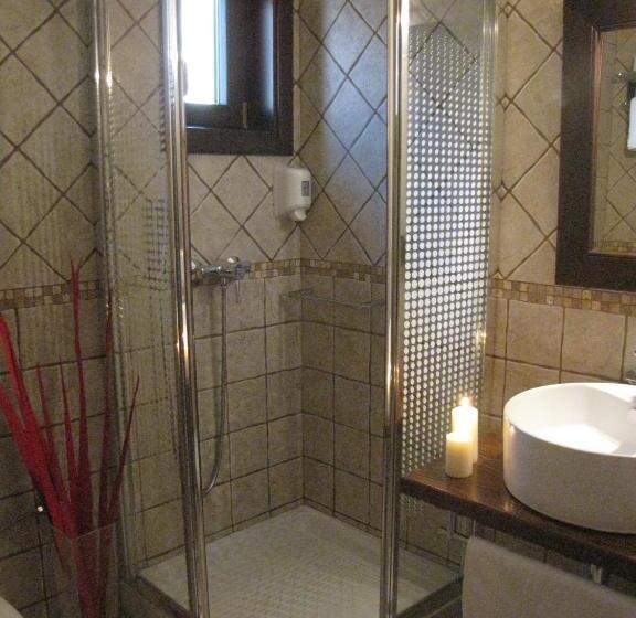 Camera Standard Letto King, Mirovoli