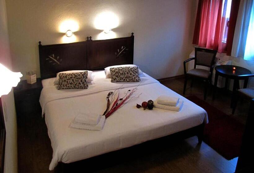 Camera Standard Letto King, Mirovoli