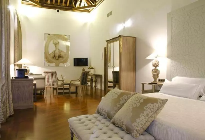 Juniorsviitti, Palacio Pinello