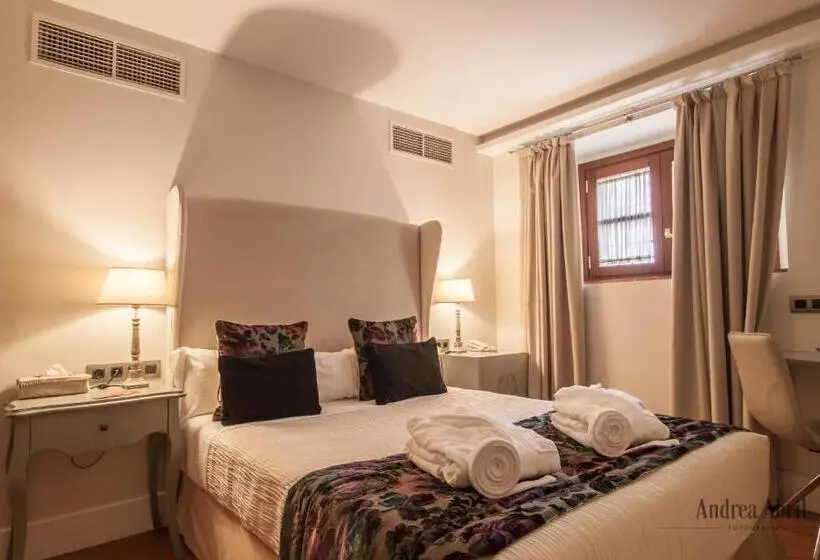 Basic-huone, Palacio Pinello