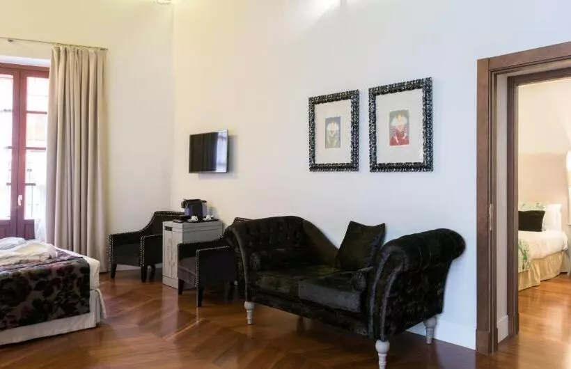 Perhesviitti 2 Makuuhuonetta, Palacio Pinello