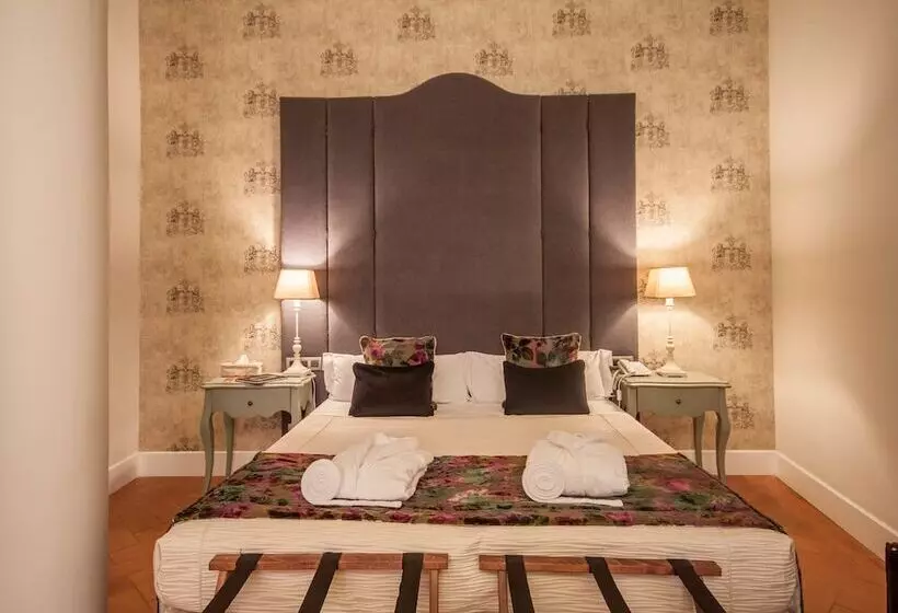 Deluxe Kolmen Hengen Huone, Palacio Pinello