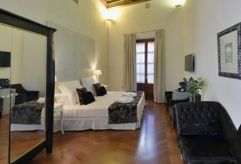 Perhesviitti 2 Makuuhuonetta, Palacio Pinello