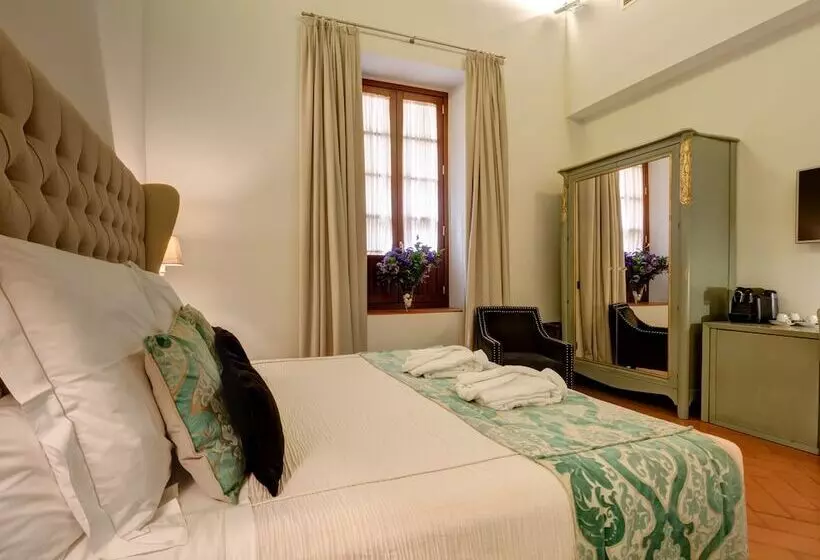 Standard Kolmen Hengen Huone, Palacio Pinello