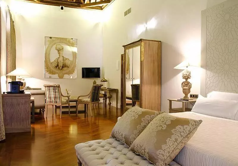 Juniorsviitti, Palacio Pinello