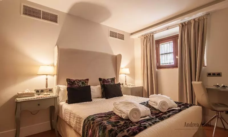 Basic-huone, Palacio Pinello